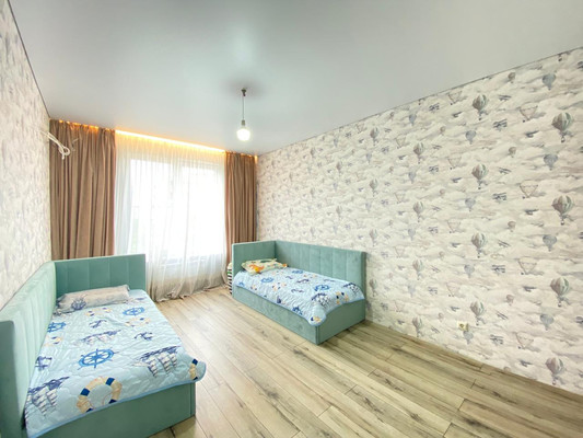 Продам трехкомнатную (3-комн.) квартиру, Жмайлова ул, 19а, Ростов-на-Дону г