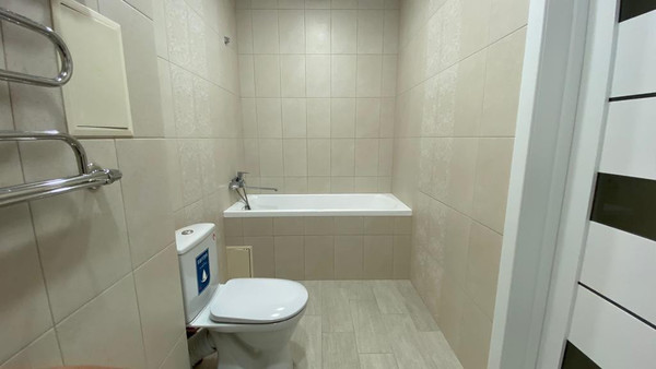 Продам двухкомнатную (2-комн.) квартиру, Оганова ул, 20к3, Ростов-на-Дону г