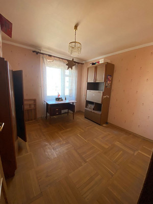 Продам трехкомнатную (3-комн.) квартиру, 339-й Стрелковой Дивизии ул, 17к3, Ростов-на-Дону г