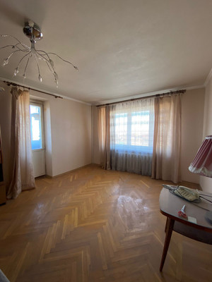 Продам трехкомнатную (3-комн.) квартиру, 339-й Стрелковой Дивизии ул, 17к3, Ростов-на-Дону г