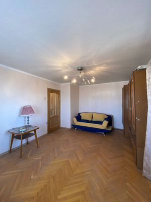 Продам трехкомнатную (3-комн.) квартиру, 339-й Стрелковой Дивизии ул, 17к3, Ростов-на-Дону г