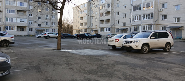 Продам двухкомнатную (2-комн.) квартиру, Свободная ул, 16к2, Кропоткин г