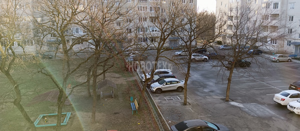 Продам двухкомнатную (2-комн.) квартиру, Свободная ул, 16к2, Кропоткин г