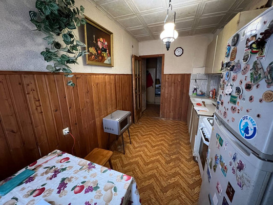 Продам трехкомнатную (3-комн.) квартиру, Мира ул, 5, Верея г