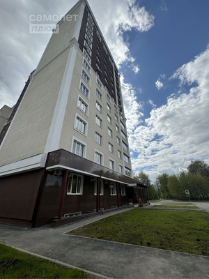 Продам трехкомнатную (3-комн.) квартиру, Красных Зорь ул, 8, Иваново г