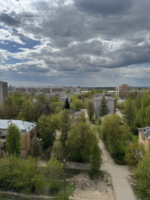 Продам трехкомнатную (3-комн.) квартиру, Красных Зорь ул, 8, Иваново г