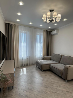 Продам трехкомнатную (3-комн.) квартиру, Береговая ул, 117б, Ростов-на-Дону г