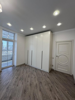 Продам трехкомнатную (3-комн.) квартиру, Береговая ул, 117б, Ростов-на-Дону г