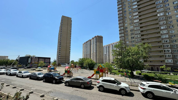 Продам однокомнатную (1-комн.) квартиру, Магнитогорская ул, 1ак25, Ростов-на-Дону г