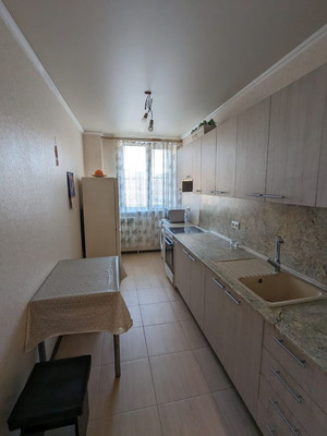 Продам двухкомнатную (2-комн.) квартиру, Тружеников ул, 33, Ростов-на-Дону г