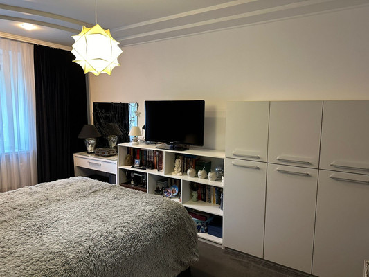 Продам трехкомнатную (3-комн.) квартиру, Таганрогская ул, 139/11, Ростов-на-Дону г