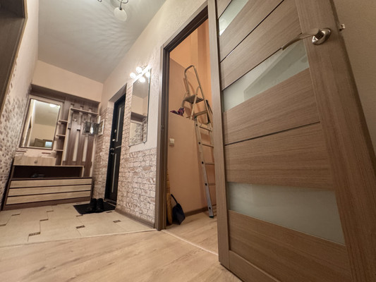 Продам двухкомнатную (2-комн.) квартиру, Горького ул, 79к2, Королев г