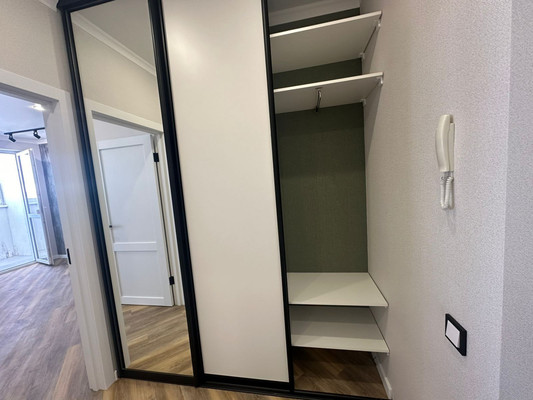 Продам двухкомнатную (2-комн.) квартиру, Жмайлова ул, 19а, Ростов-на-Дону г