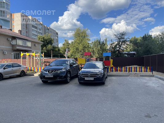 Продам многокомнатную квартиру, Большая Воробьевская ул, 16, Иваново г