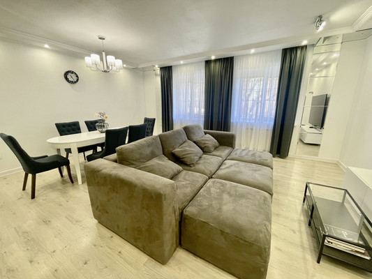 Продам многокомнатную квартиру, Межсоюзный пер, 27к2, Иваново г