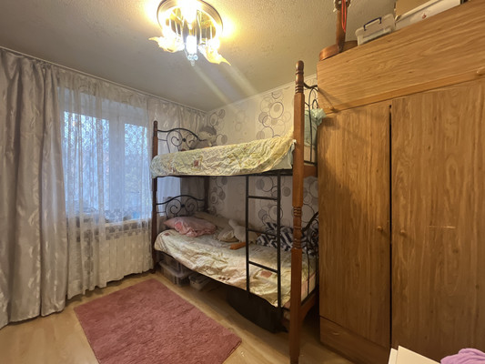 Продам трехкомнатную (3-комн.) квартиру, 2-я Краснодарская ул, 96, Ростов-на-Дону г