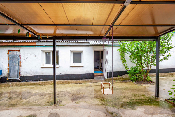 Продам двухкомнатную (2-комн.) квартиру, Красноармейская ул, 40, Симферополь г