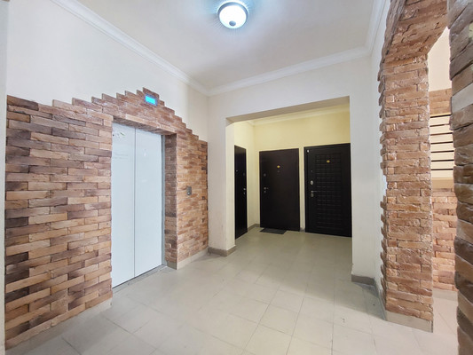 Продам многокомнатную квартиру, Шарданова ул, 46а, Нальчик г