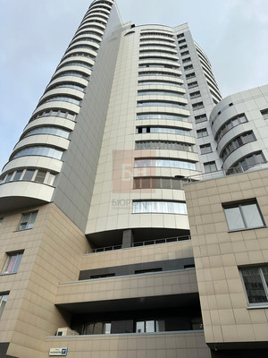 Продам двухкомнатную (2-комн.) квартиру, Малышева ул, 71А, Екатеринбург г