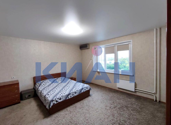Продам трехкомнатную (3-комн.) квартиру, Кутузова ул, 73а, Красноярск г