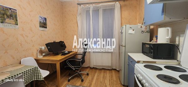 Продам однокомнатную (1-комн.) квартиру, Комендантский пр-кт, 53к1, Санкт-Петербург г