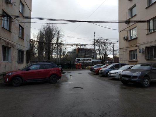 Продам однокомнатную (1-комн.) квартиру, Киевская ул, 1к1, Симферополь г