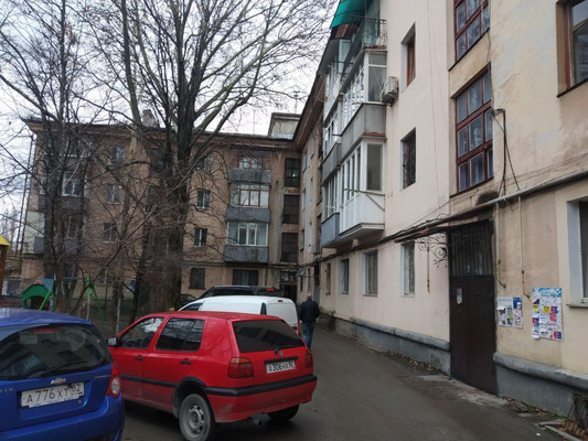 Продам однокомнатную (1-комн.) квартиру, Киевская ул, 1к1, Симферополь г