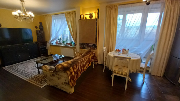 Продам двухкомнатную (2-комн.) квартиру, 2-я Жерновская ул, 26к2, Санкт-Петербург г