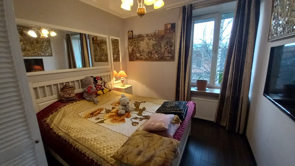 Продам двухкомнатную (2-комн.) квартиру, 2-я Жерновская ул, 26к2, Санкт-Петербург г
