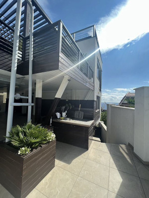 Продам торговое помещение 400 м2, Лазурная ул, 19а, Отрадное пгт