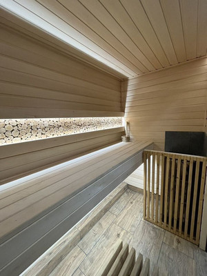 Продам торговое помещение 400 м2, Лазурная ул, 19а, Отрадное пгт