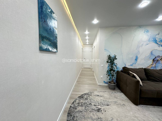 Продам трехкомнатную (3-комн.) квартиру, Малая Садовая ул, 58, Ишим г