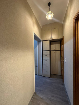 Продам трехкомнатную (3-комн.) квартиру, Индустриальная ул, 72, Краснодар г