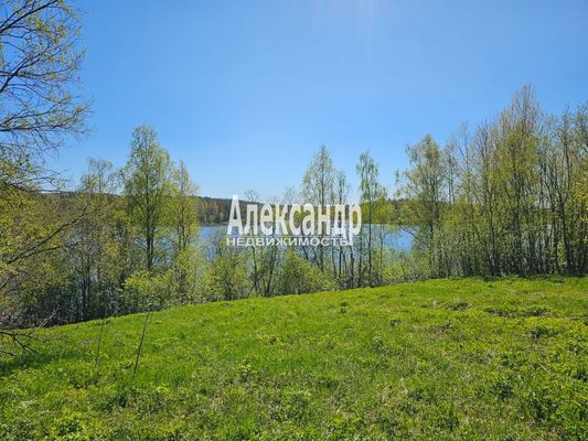 Продам участок 15 соток, ИЖС, район п. Харвиа тер, 200 км от города