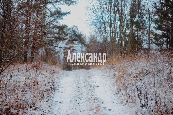 Продам участок 15 соток, ИЖС, район п. Харвиа тер, 200 км от города