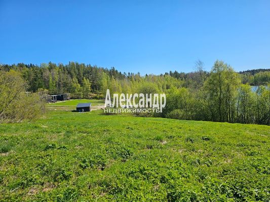 Продам участок 15 соток, ИЖС, район п. Харвиа тер, 200 км от города
