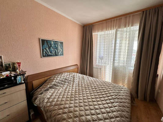 Продам двухкомнатную (2-комн.) квартиру, Толстого ул, 140а, Анапа г
