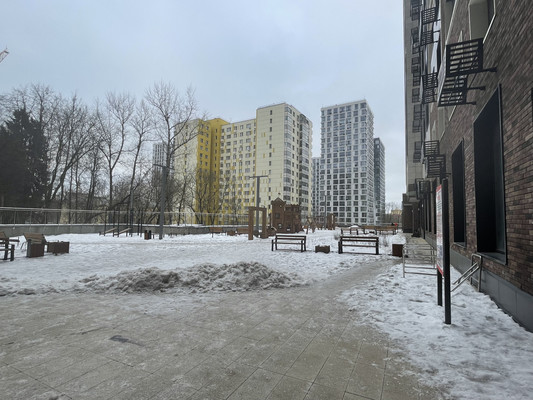 Продам трехкомнатную (3-комн.) квартиру, Гродненская ул, 9, Москва г