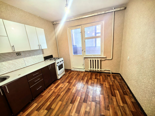 Продам двухкомнатную (2-комн.) квартиру, Тарчокова ул, 54кВ, Нальчик г