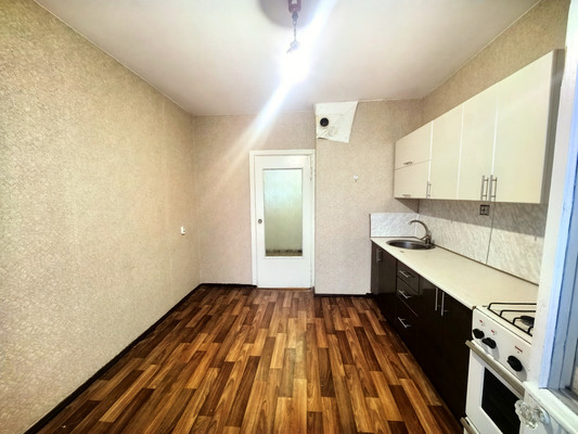 Продам двухкомнатную (2-комн.) квартиру, Тарчокова ул, 54кВ, Нальчик г