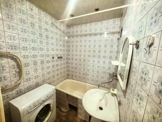 Продам двухкомнатную (2-комн.) квартиру, Тарчокова ул, 54кВ, Нальчик г