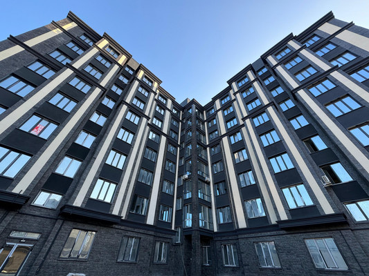 Продам трехкомнатную (3-комн.) квартиру, Кабардинская ул, 75, Нальчик г
