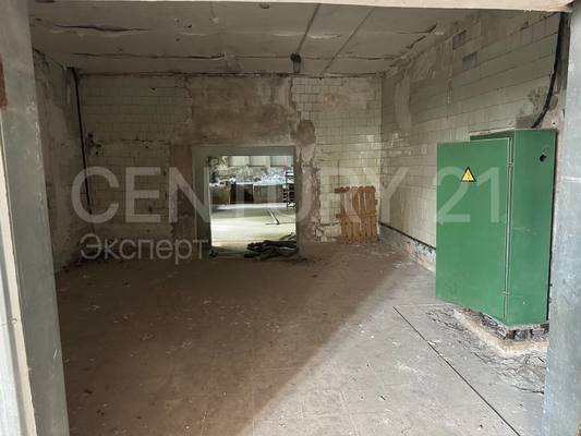Продам коммерческое помещение 3 500 м2, Победы ул, 10 , Ладушкин г
