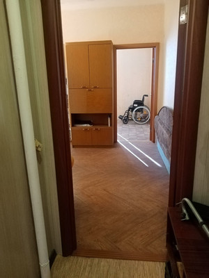 Продам трехкомнатную (3-комн.) квартиру, Комсомольская ул, 95, Киров г