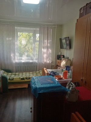 Продам комнату в 4-комн. квартире, Левитана ул, 4, Киров г