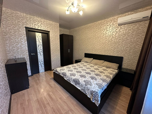 Продам однокомнатную (1-комн.) квартиру, Платова б-р, 2а, Ростов-на-Дону г