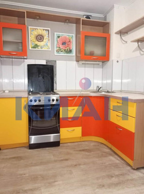 Продам двухкомнатную (2-комн.) квартиру, Марковского ул, 49, Красноярск г