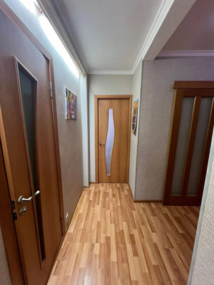 Продам трехкомнатную (3-комн.) квартиру, Еременко ул, 50к2, Ростов-на-Дону г