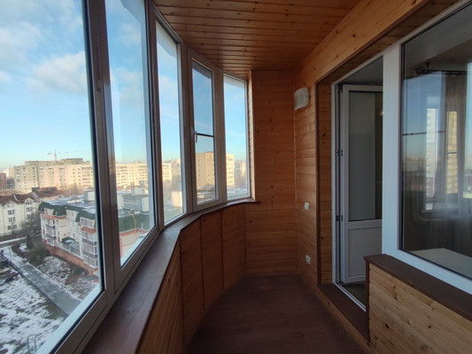 Продам трехкомнатную (3-комн.) квартиру, 9-я Линия ул, 28, Рязань г