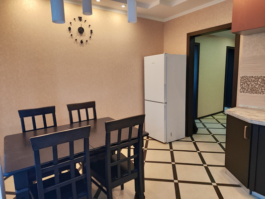 Продам трехкомнатную (3-комн.) квартиру, 9-я Линия ул, 28, Рязань г